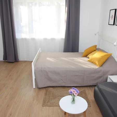 Studio Apartman Mirta I Varaždin Exterior foto