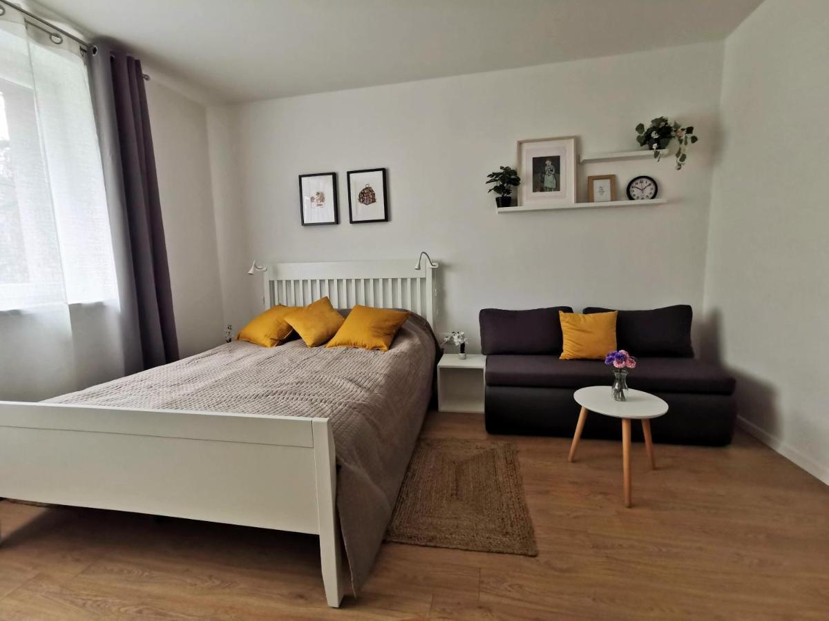 Studio Apartman Mirta I Varaždin Exterior foto