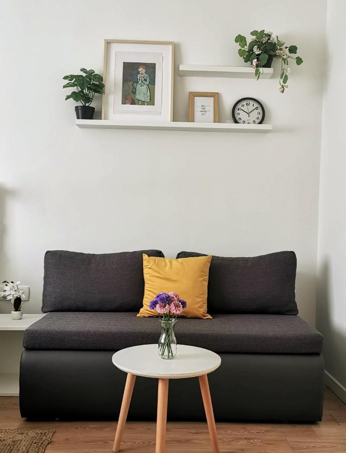 Studio Apartman Mirta I Varaždin Exterior foto